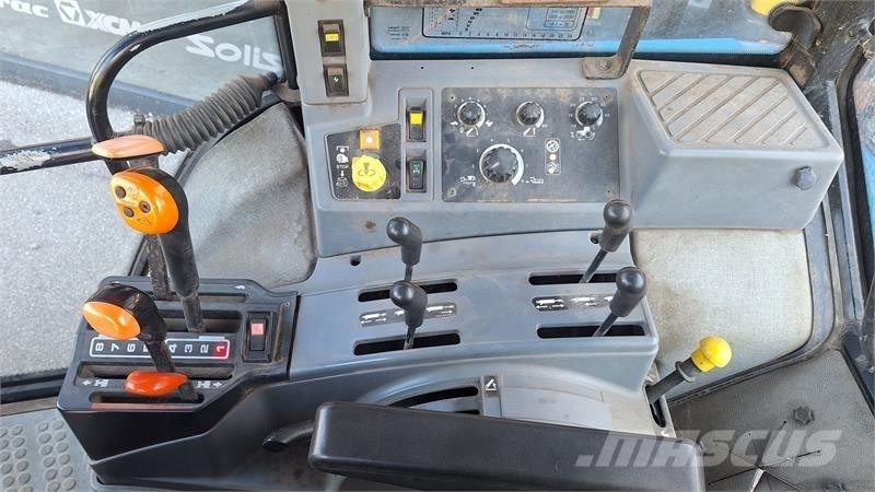 Ford 8240 Traktori