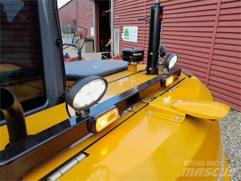 XCMG XE80E Bageri guseničari