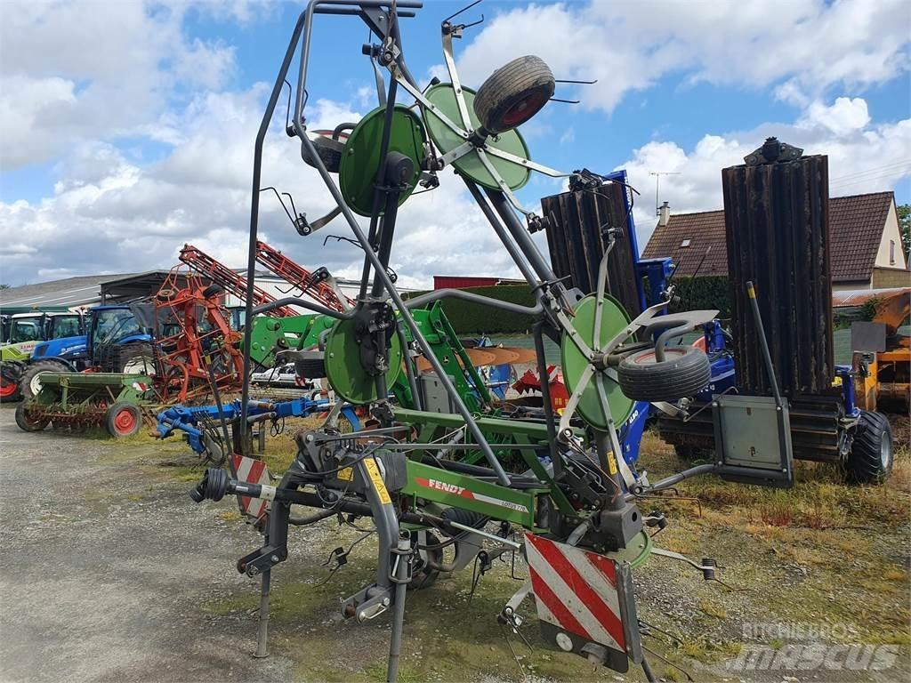 Fendt LOTUS 770 Okretači i sakupljači sena