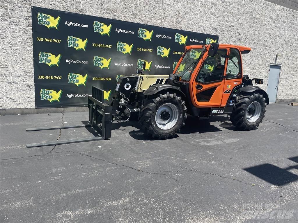 JLG 925 Teleskopski viljuškari