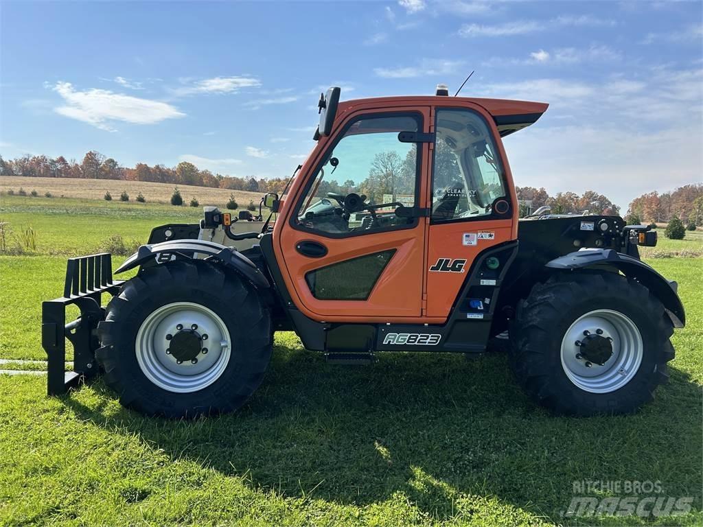 JLG AG823 Teleskopski viljuškari