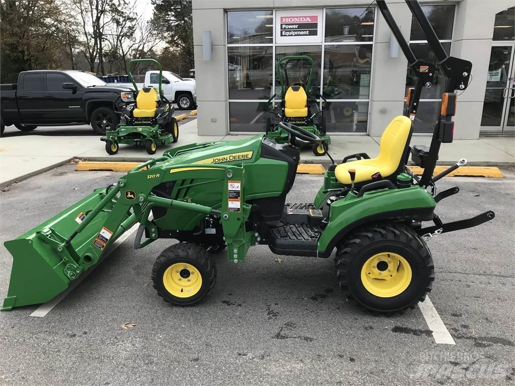 John Deere 1023E Manji traktori