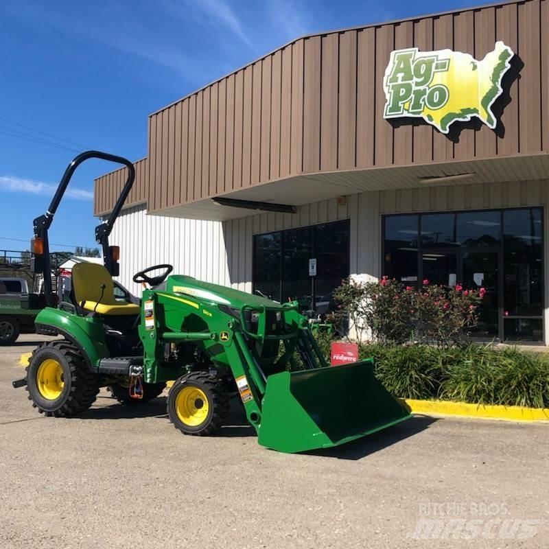 John Deere 1023E Manji traktori