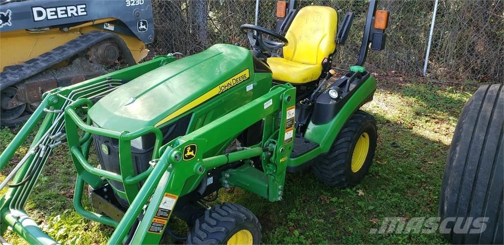 John Deere 1023E Manji traktori
