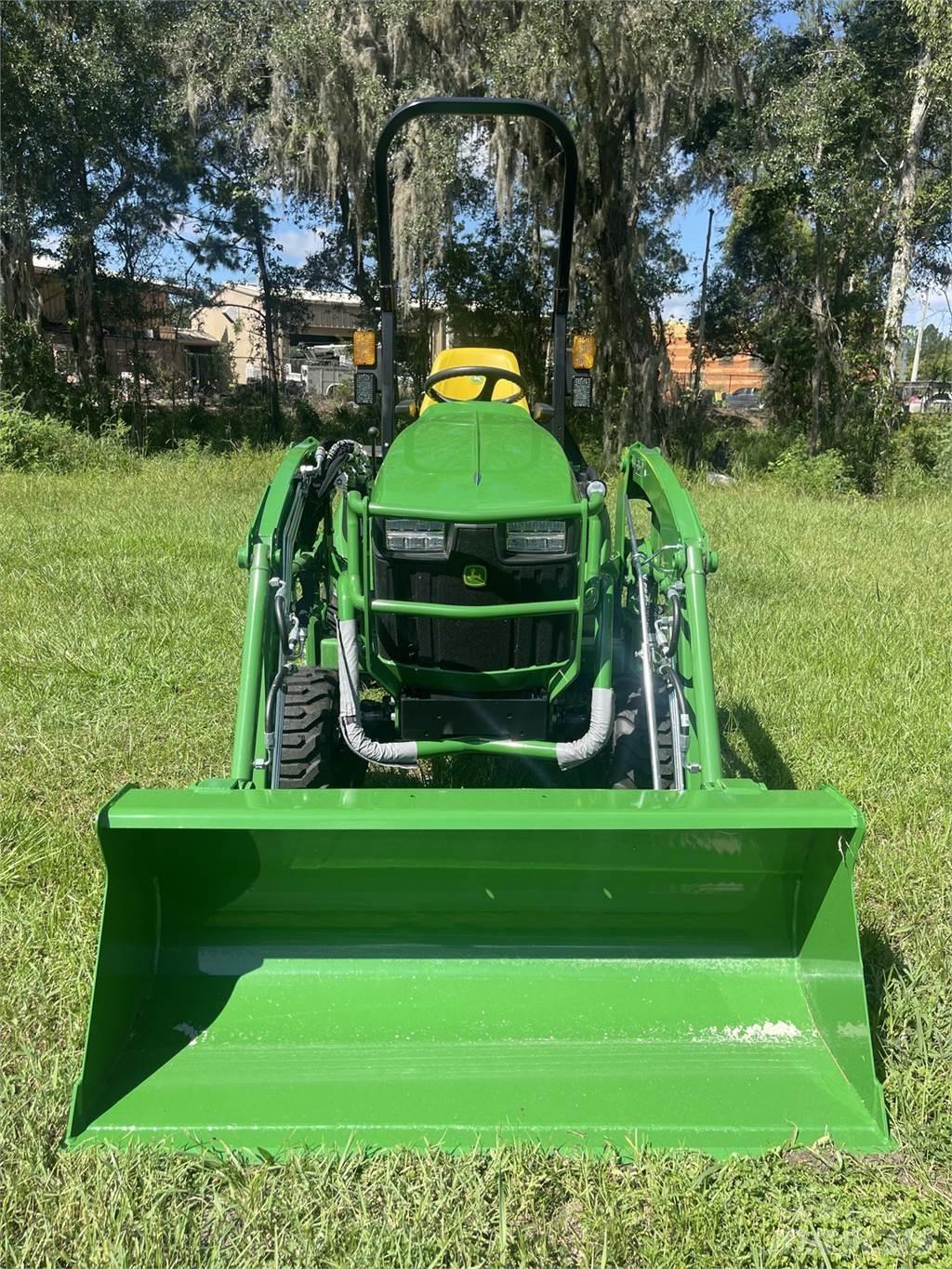 John Deere 1025R Manji traktori
