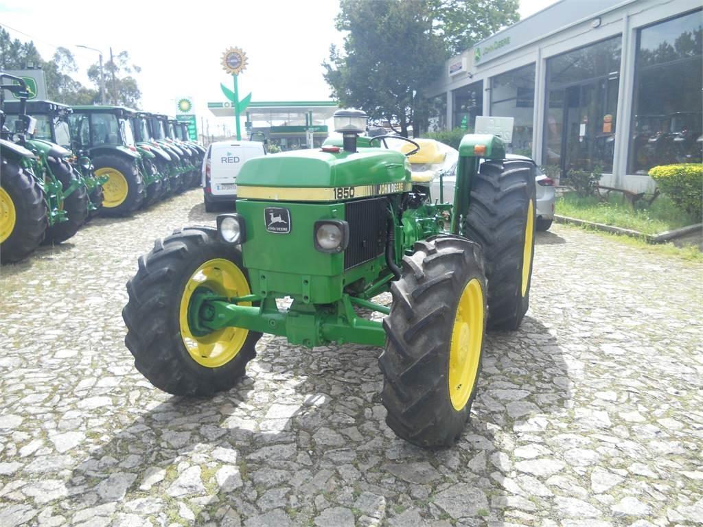 John Deere 1850 Traktori