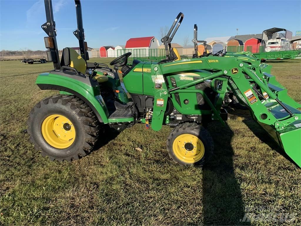 John Deere 2032R Manji traktori