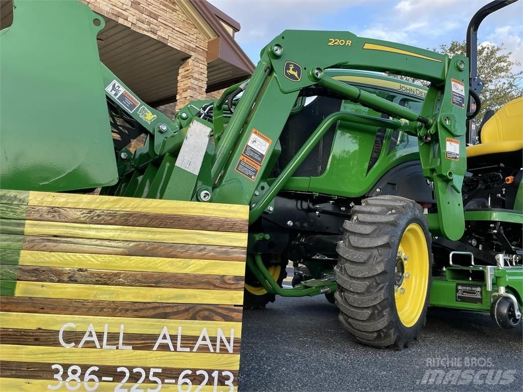 John Deere 2032R Manji traktori