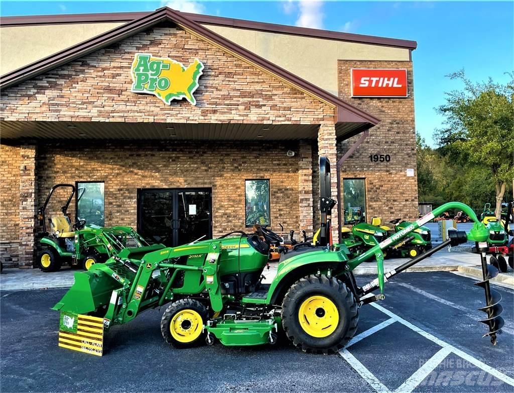 John Deere 2032R Manji traktori