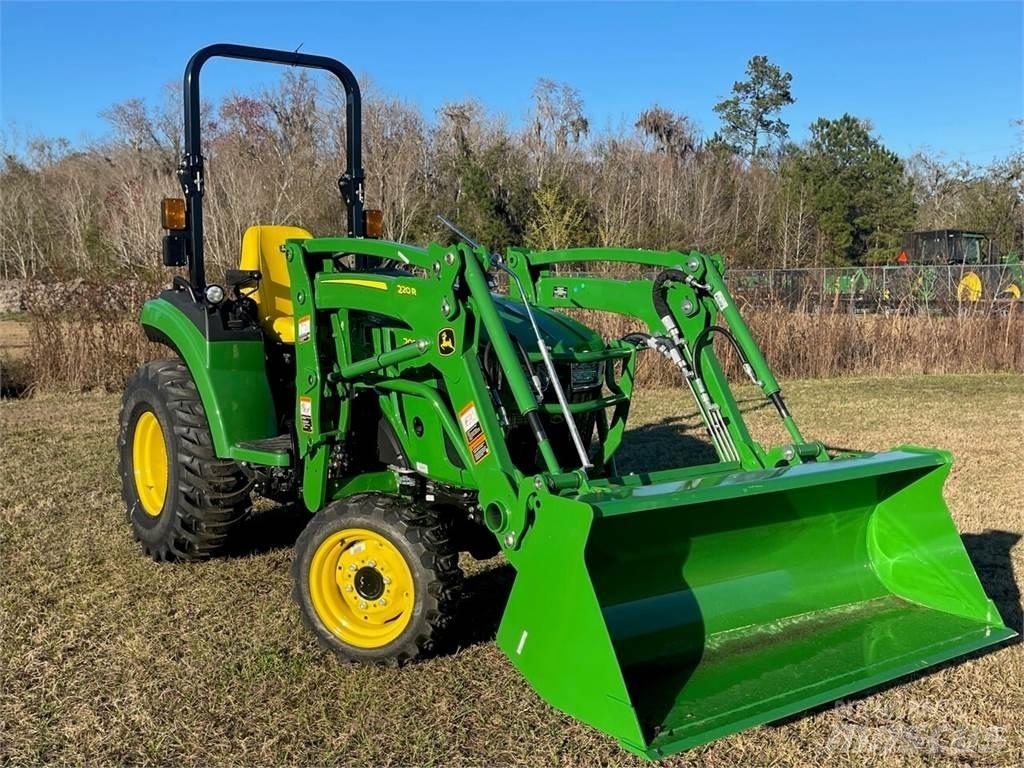 John Deere 2038R Manji traktori