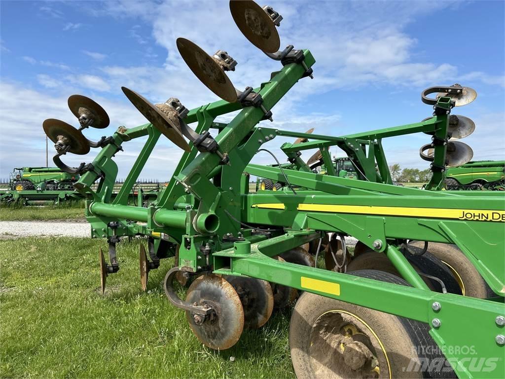 John Deere 2730 Ostale mašine i priključci za obradu tla