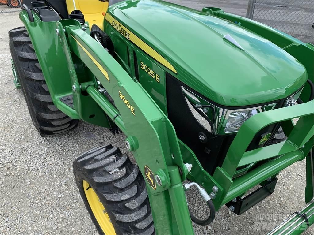 John Deere 3025E Manji traktori