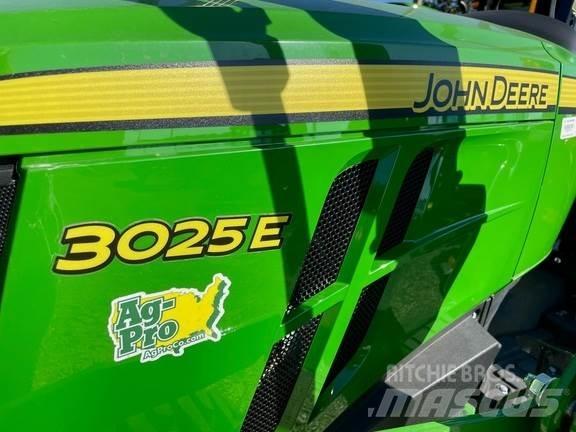 John Deere 3025E Manji traktori