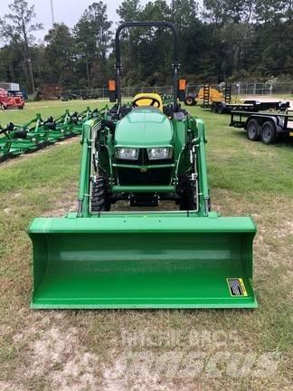 John Deere 3038E Manji traktori