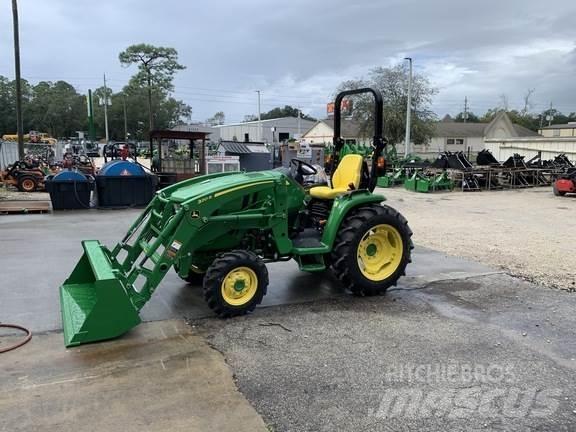 John Deere 3046R Traktori