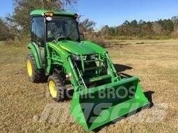 John Deere 3046R Traktori