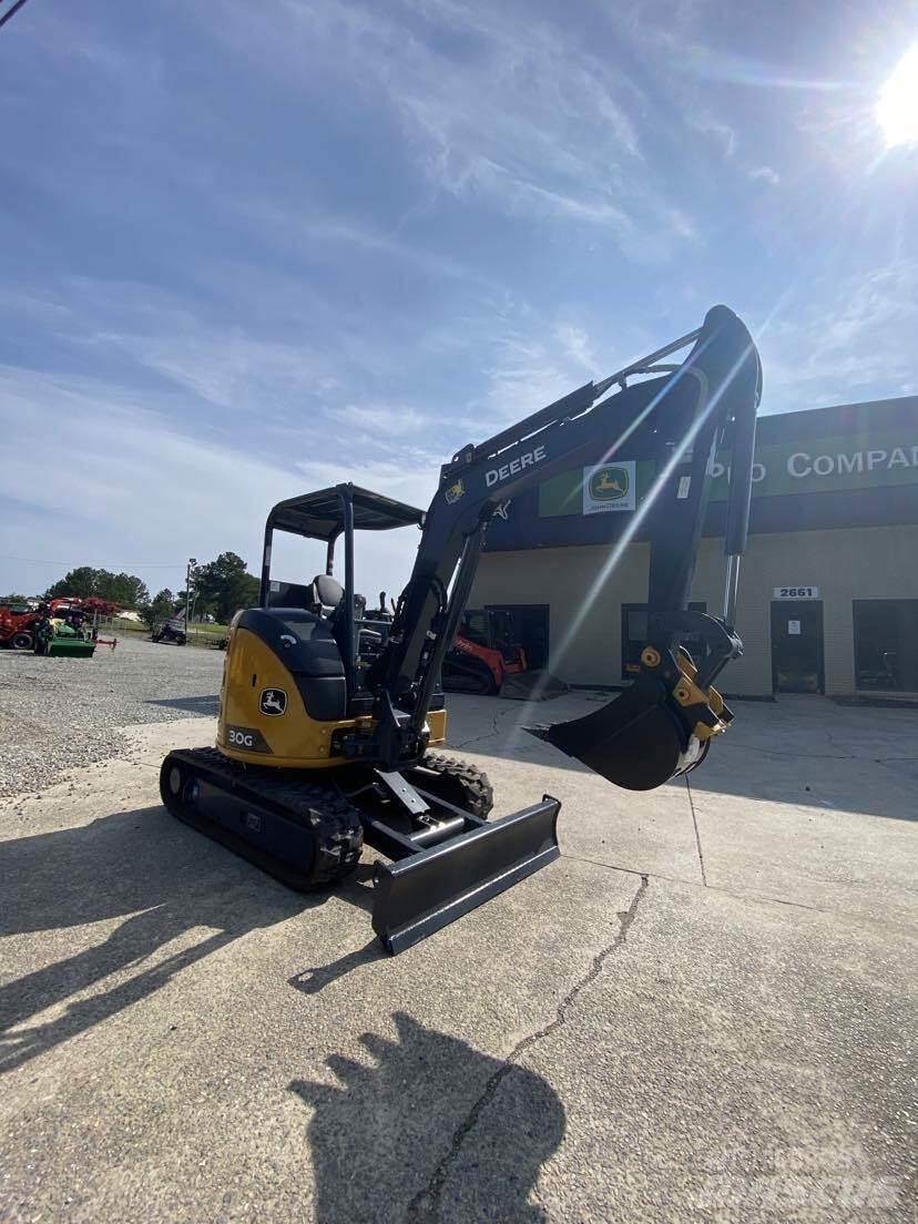 John Deere 30G Mini bageri < 7t