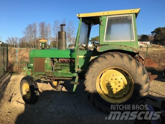 John Deere 3135 Traktori