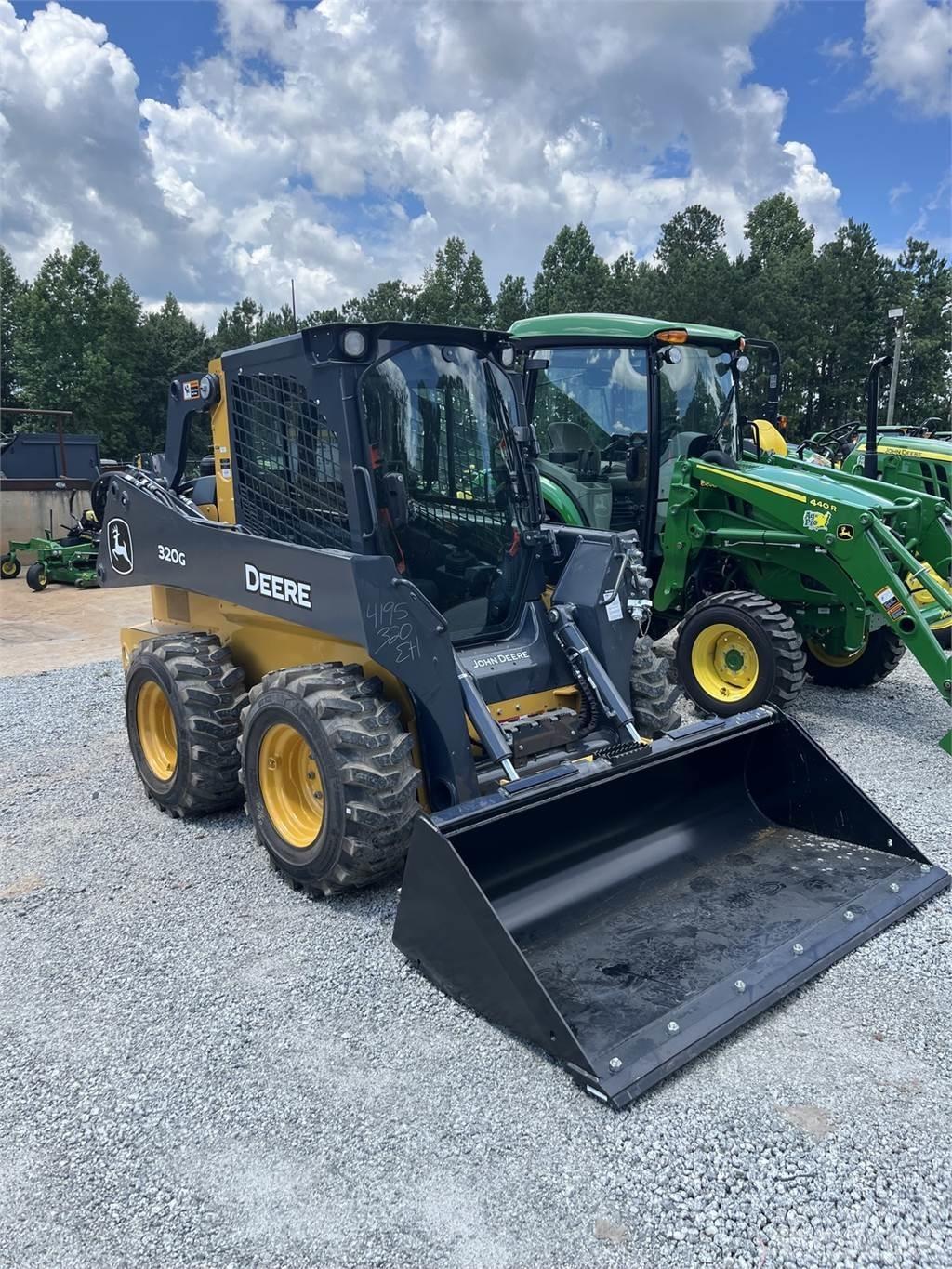 John Deere 320G Skid steer mini utovarivači