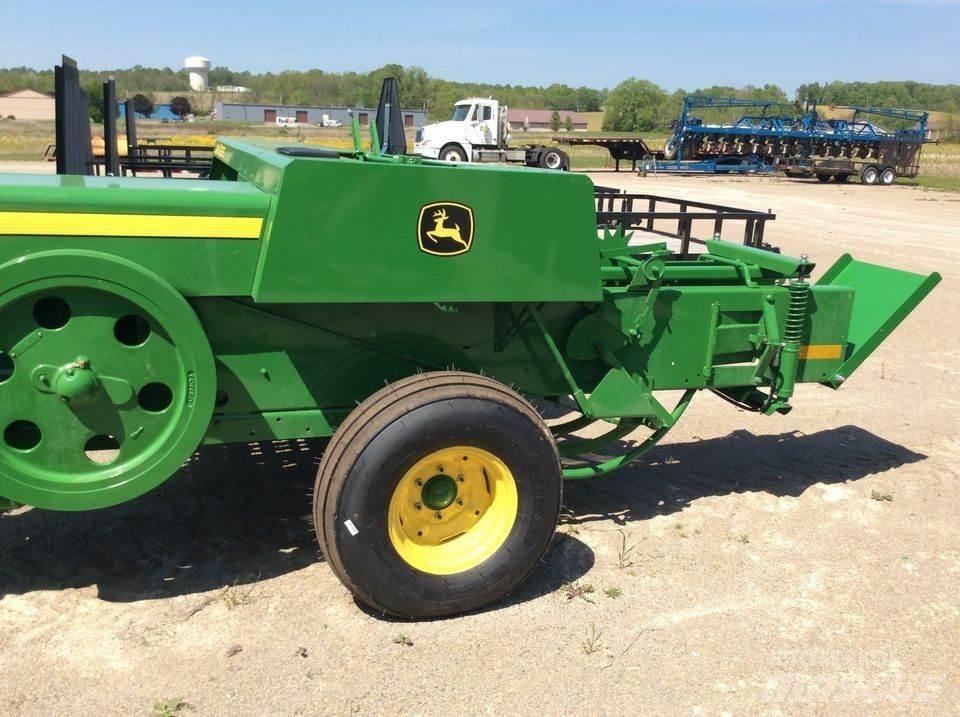 John Deere 348 Prese/balirke za četvrtaste bale