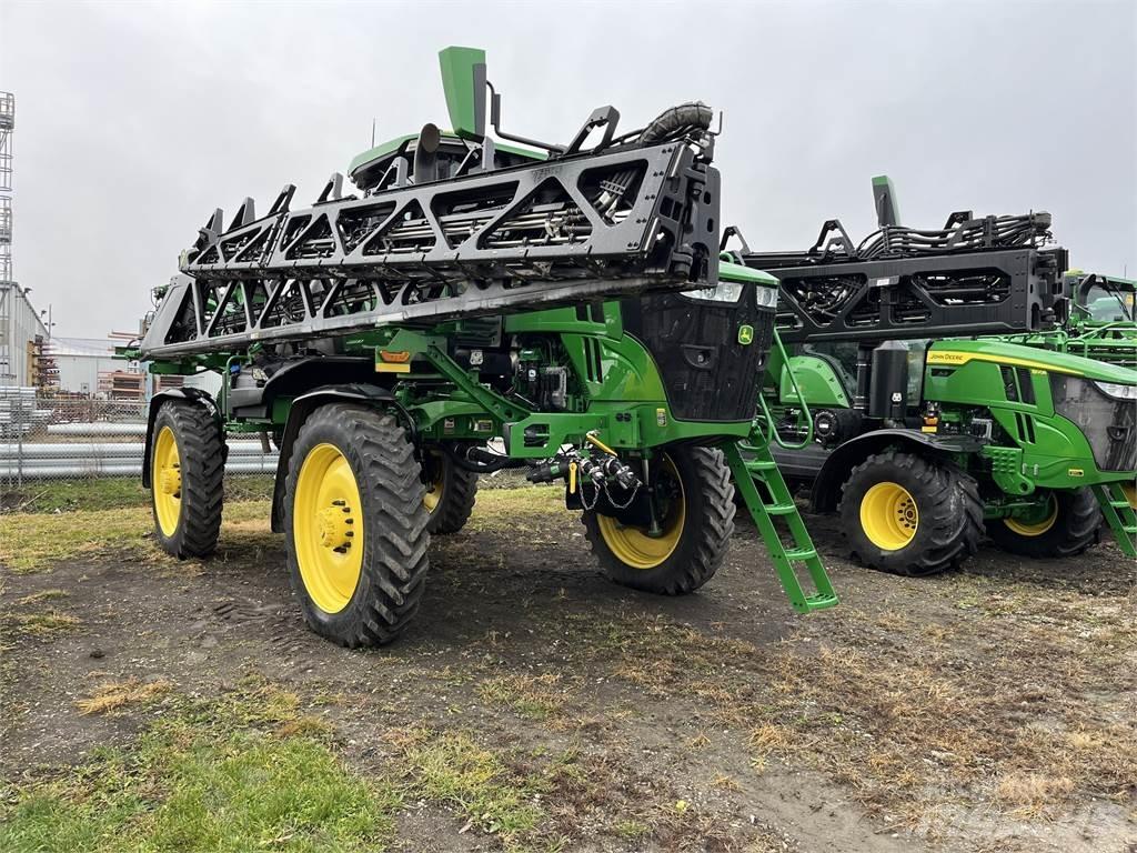 John Deere 412R Vučene prskalice