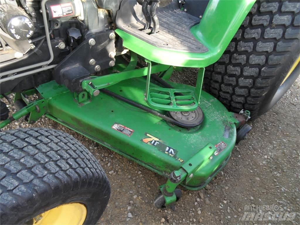 John Deere 4520 Traktori