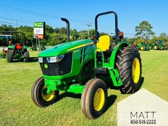 John Deere 5045E Traktori