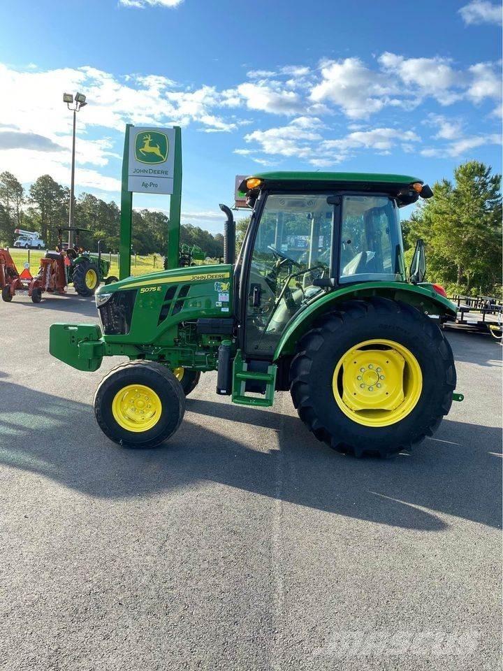 John Deere 5075E Traktori