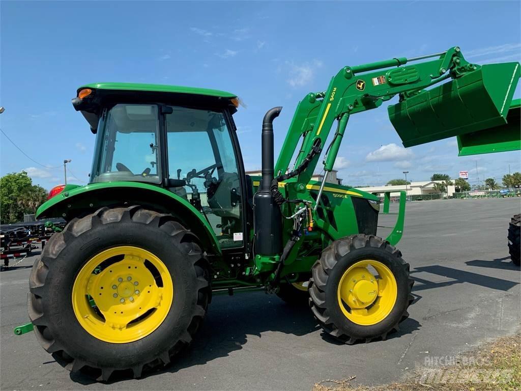 John Deere 5090E Traktori