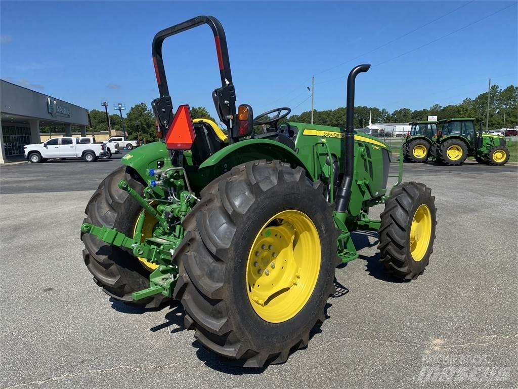 John Deere 5090E Traktori