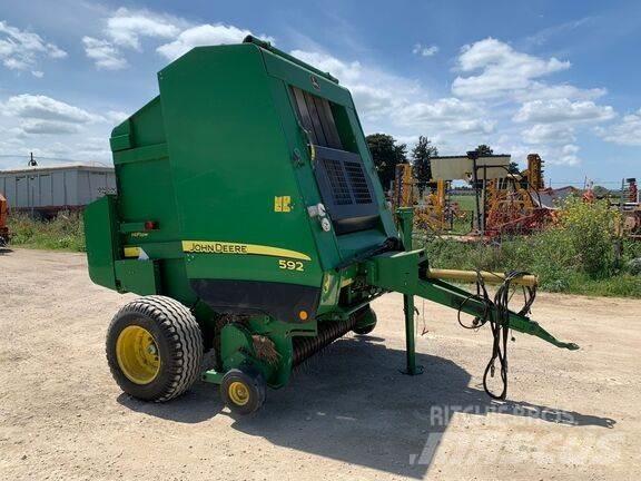 John Deere 592 Prese/balirke za rolo bale