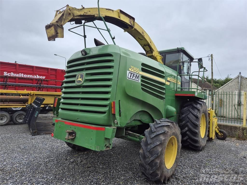 John Deere 7300 Kombajni za stočnu hranu