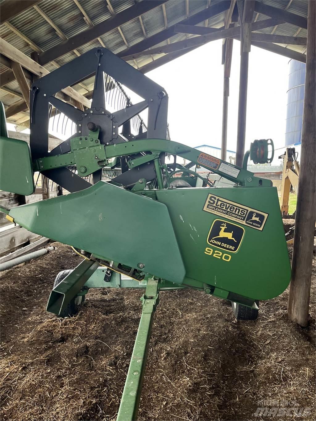John Deere 920 Dodatna oprema za kombajne