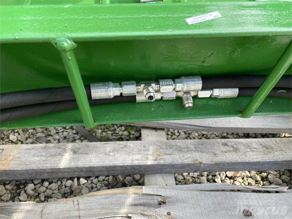 John Deere CR61G Ostala dodatna oprema za traktore