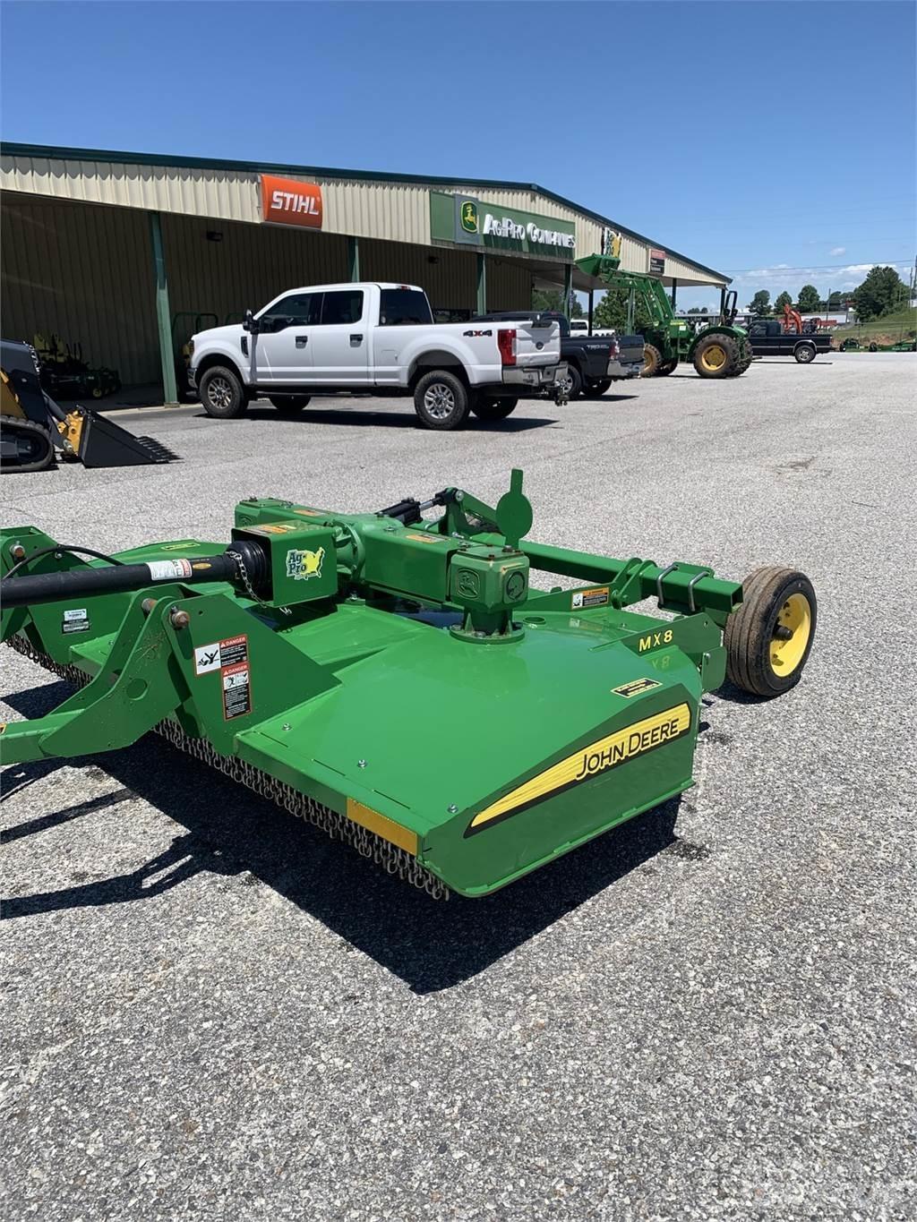 John Deere MX8 Rezači za bale, oprema za rezanje i odvajanje bal
