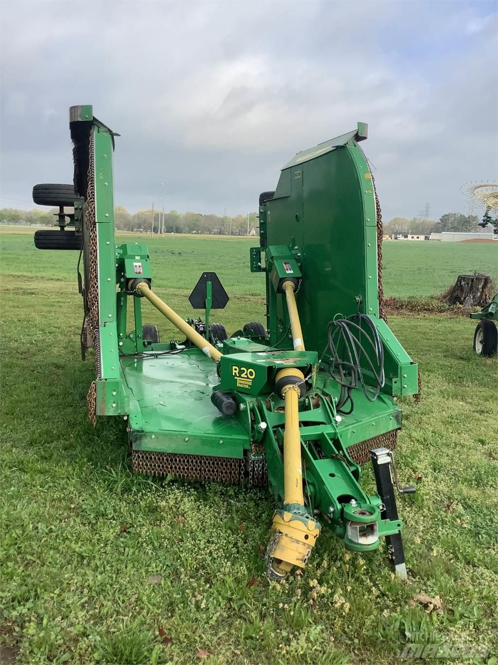 John Deere R20 Rezači za bale, oprema za rezanje i odvajanje bal