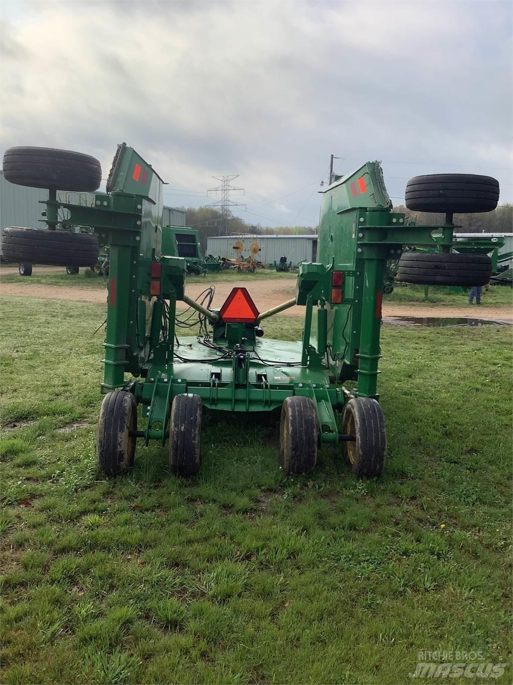 John Deere R20 Rezači za bale, oprema za rezanje i odvajanje bal