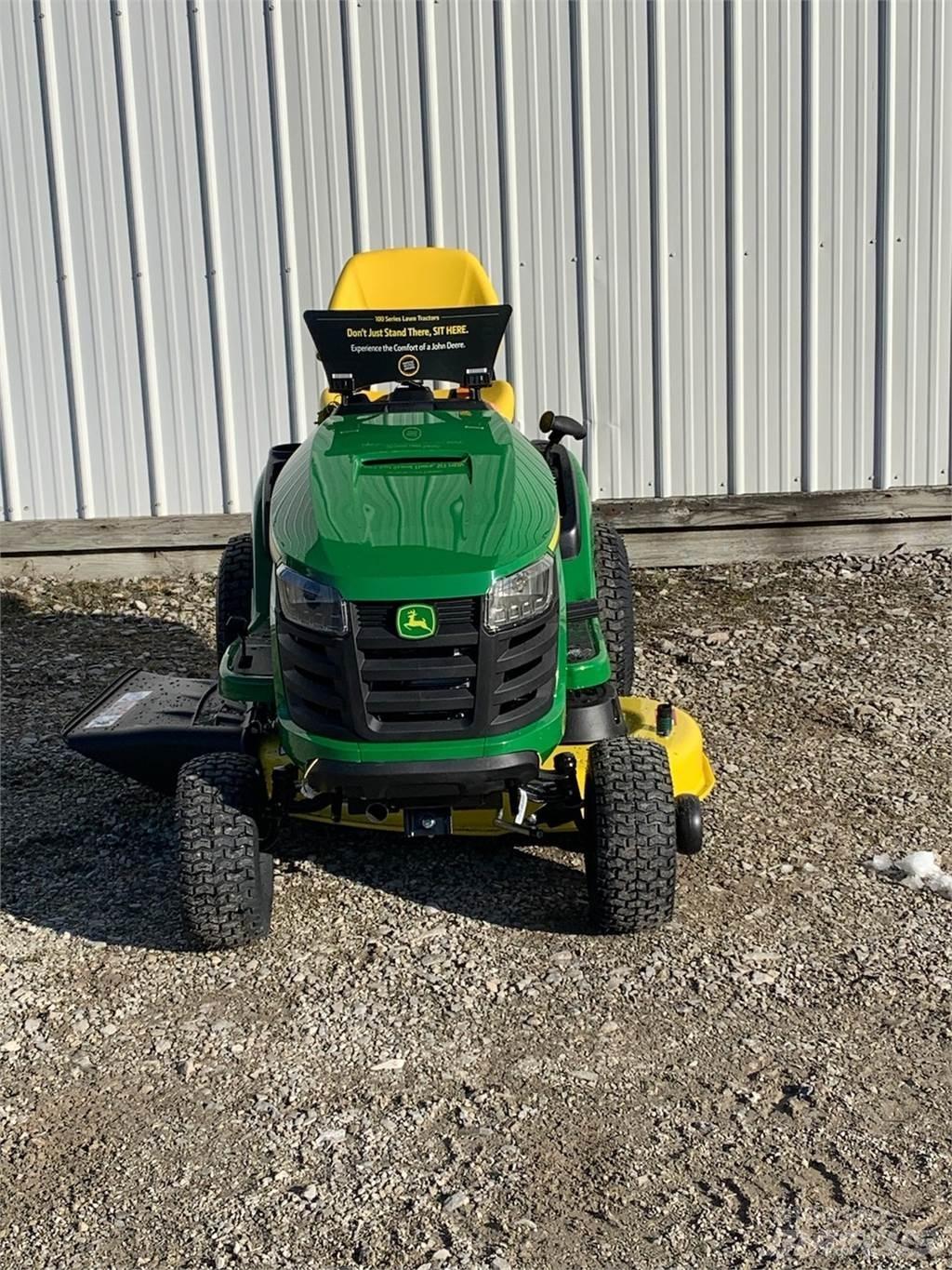 John Deere S110 Traktorske kosilice