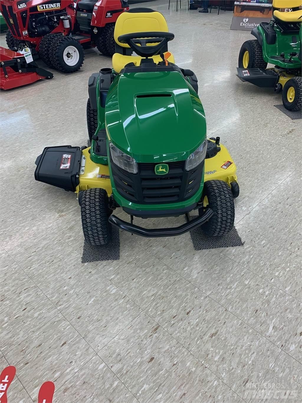 John Deere S240 Manji traktori