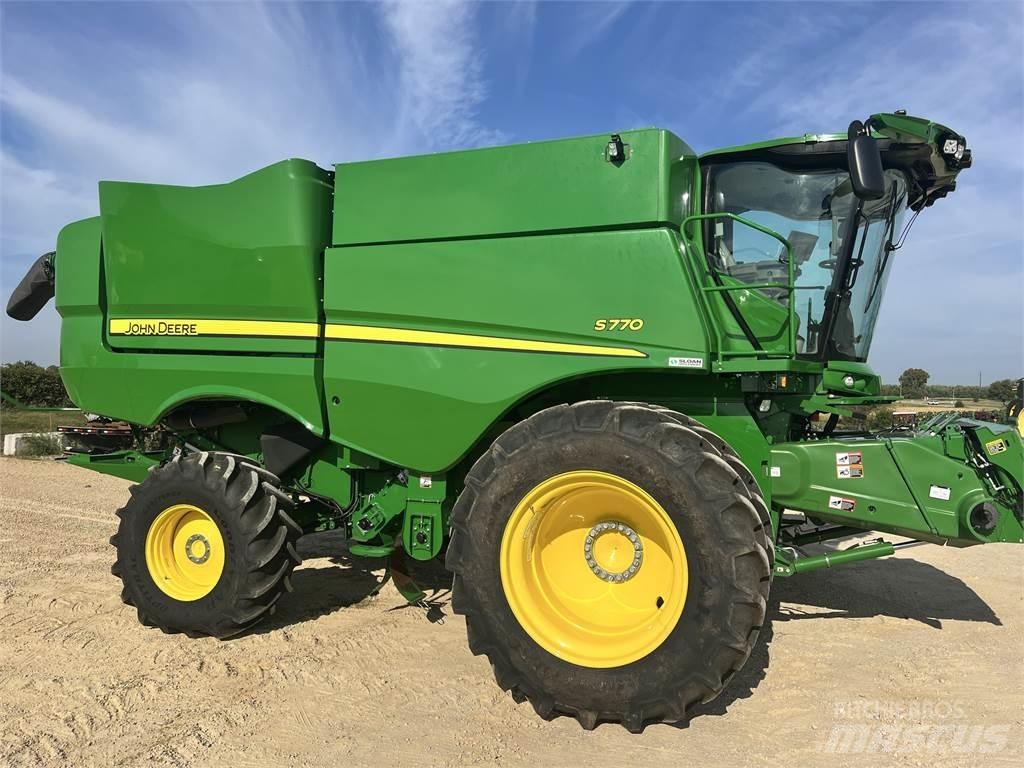 John Deere S770 Kombajni