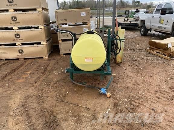 John Deere VN Vučene prskalice