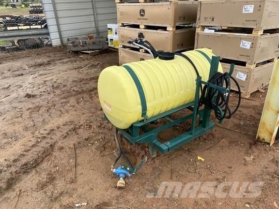John Deere VN Vučene prskalice