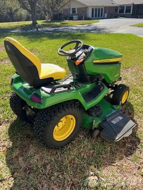 John Deere X580 Manji traktori