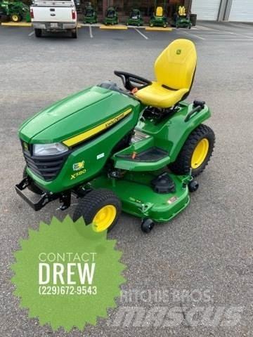 John Deere X580 Manji traktori