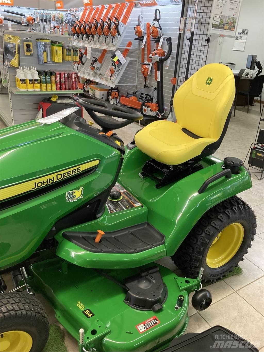 John Deere X590 Manji traktori