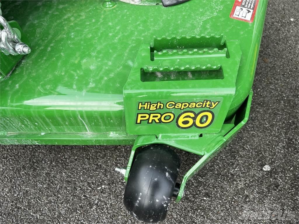 John Deere Z720E Zero turn kosilice