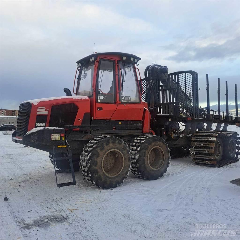 Komatsu 855 Forvarderi