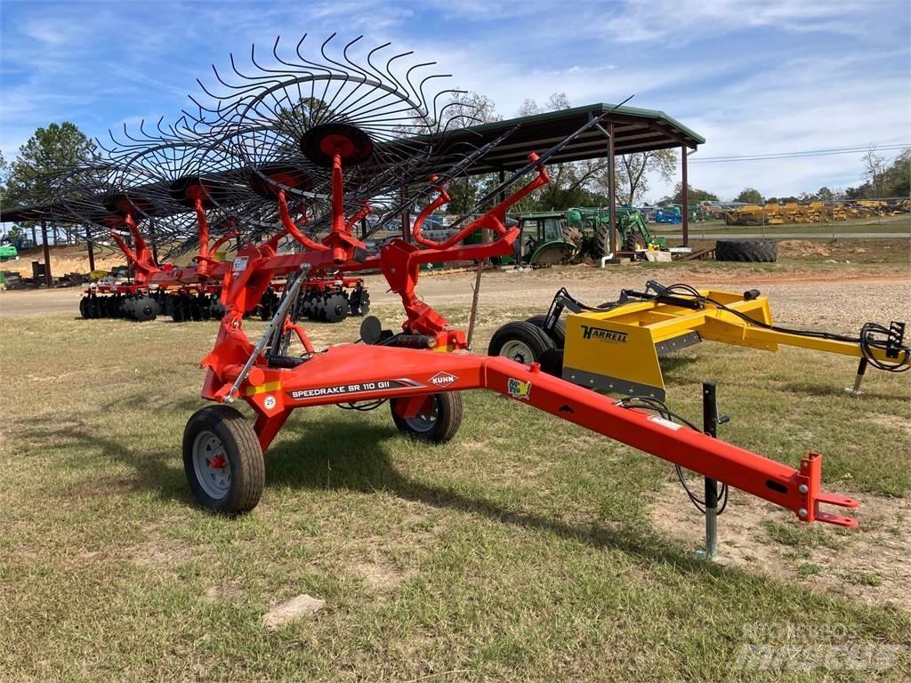 Kuhn SR110 Okretači i sakupljači sena