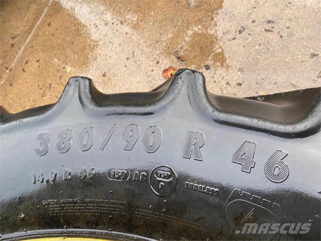  Row Crop Wheels Gume, točkovi i felne