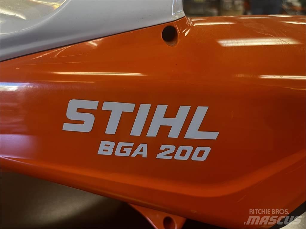Stihl BGA200 Kola za golf